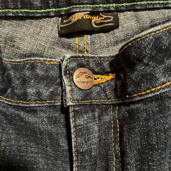 Wrangler size 11 bootcut jeans - Picture 2 of 5